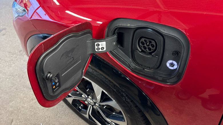 Ford Mustang Mach-E 198kW Standard Range 70kWh AWD 5dr Auto Electric Estate